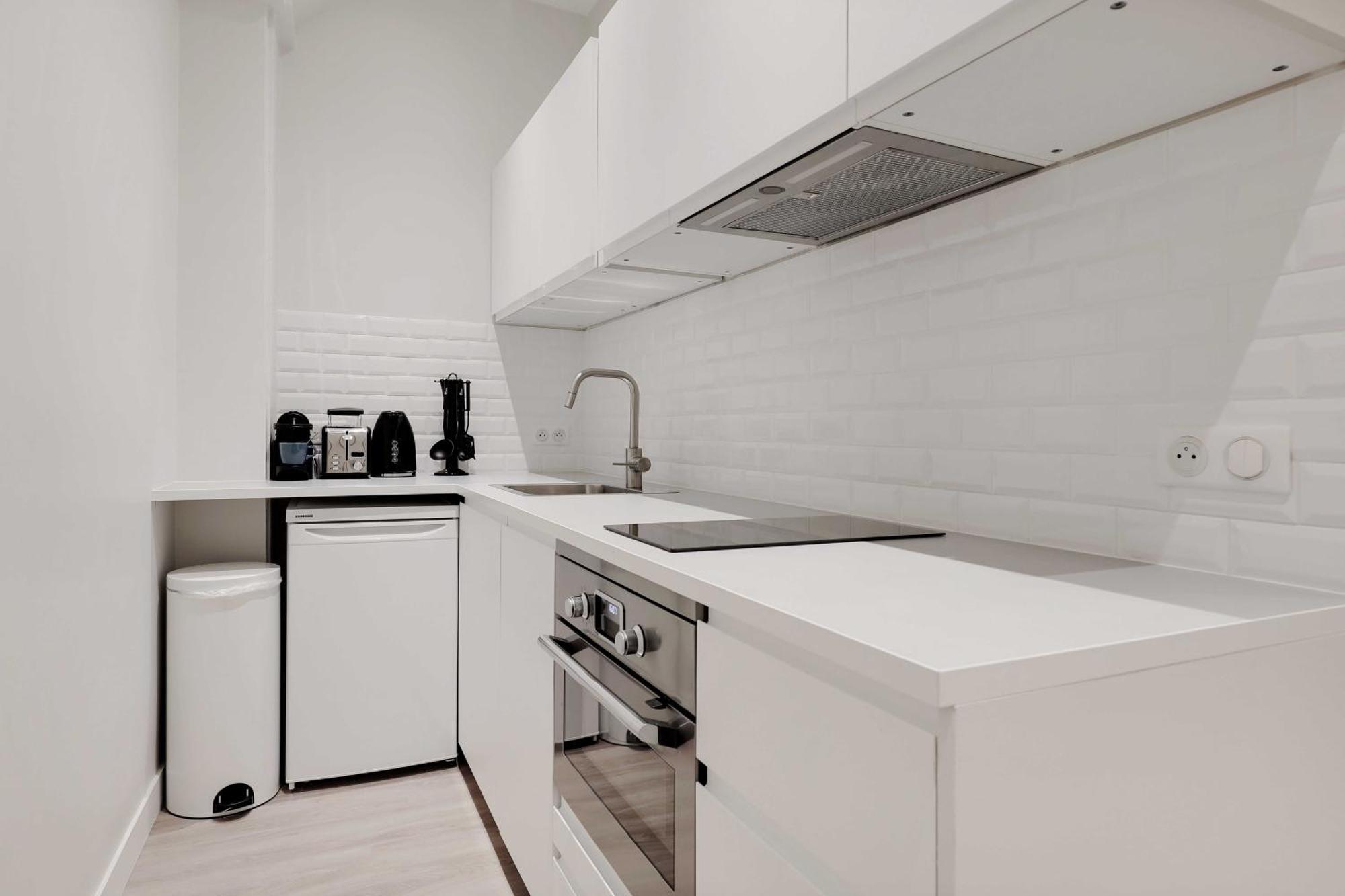 Modern Apartment 1Br- 4P Le Marais Quarter ปารีส ภายนอก รูปภาพ